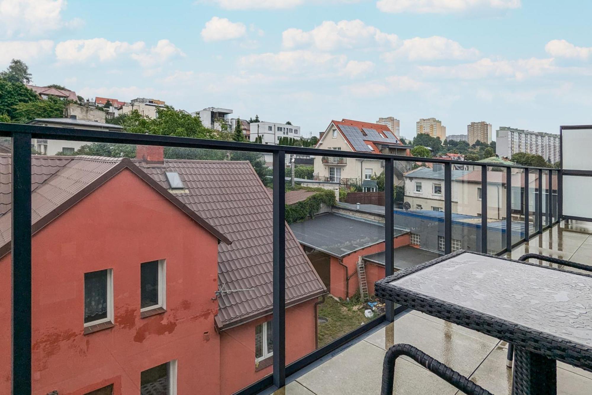 Apartport Wyjatkowe Apartamenty Z Widokiem Na Port W Gdyni By Noclegi Renters Gdynia Exterior photo